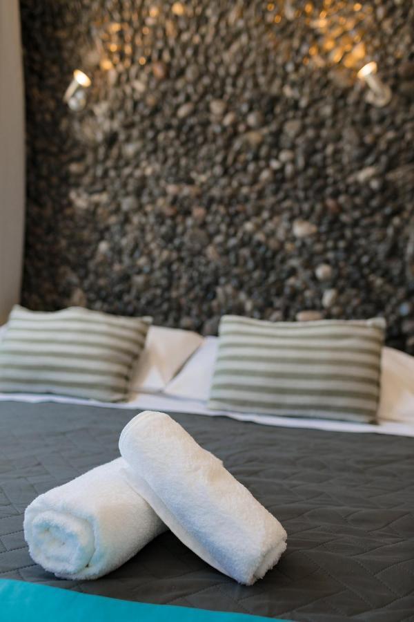 Aktis Suites サントリーニ エクステリア 写真